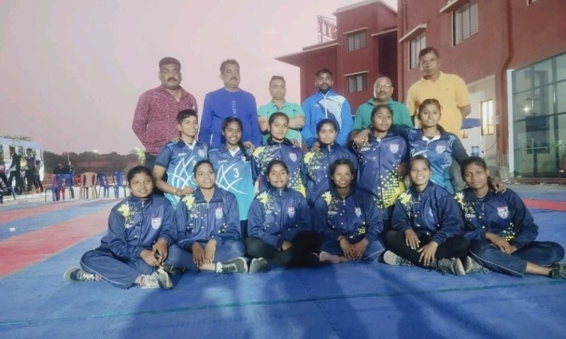 ଓ ଆଇ ୟୁ ସି ପ୍ରତିଯୋଗିତାରେ ବ୍ରହ୍ମପୁର ବିଶ୍ଵବିଦ୍ୟାଳୟ ମହିଳା କବାଡି  ଦଳ ଫାଇନାଲରେ