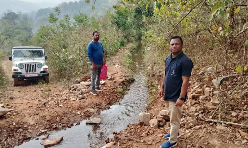 ଦୁର୍ଗମ ରୁମ୍ବେଲି ଗାଁ ଗସ୍ତ କଲେ ବିଡ଼ିଓ