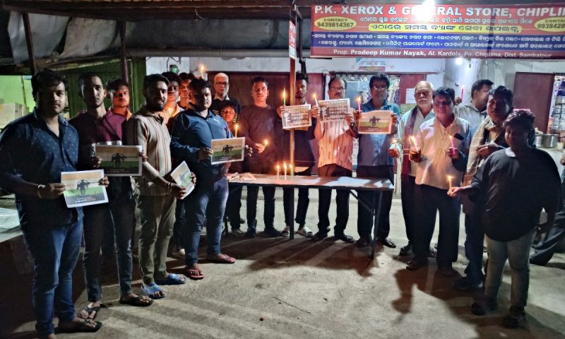 ଚିପିଲିମା ରେ ପୁଲବାମା ବୋମା ବିସ୍ପୋରଣ ରେ ଶହୀଦଙ୍କୁ ଶ୍ରଦ୍ଧାଞ୍ଜଳୀ