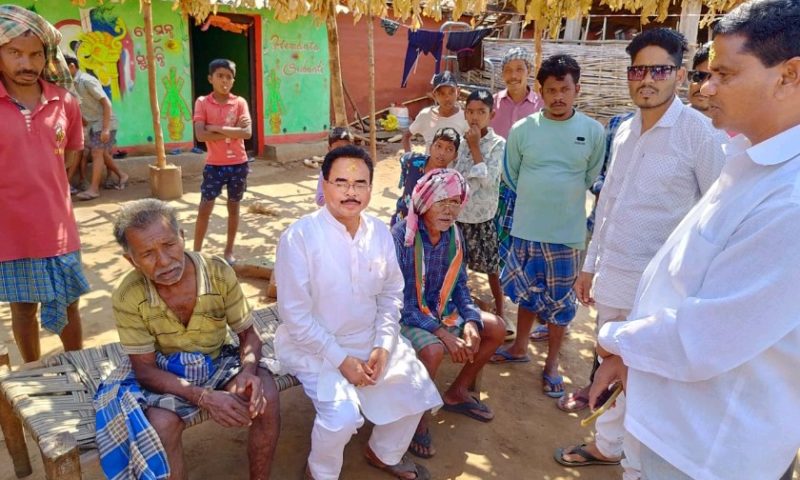 ପୂର୍ବତନ ବିଧାୟକଙ୍କ ଅଞ୍ଚଳ ଗସ୍ତ
