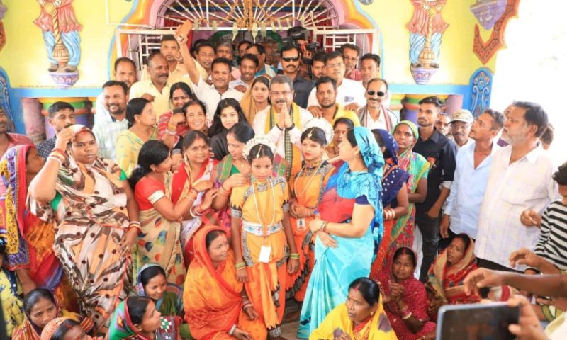 ଅନୁଗୋଳର ପୁରୁଣାଗଡରୁ ନିର୍ବାଚନ ପ୍ରଚାର ଆରମ୍ଭ କଲେ ଧର୍ମେନ୍ଦ୍ର