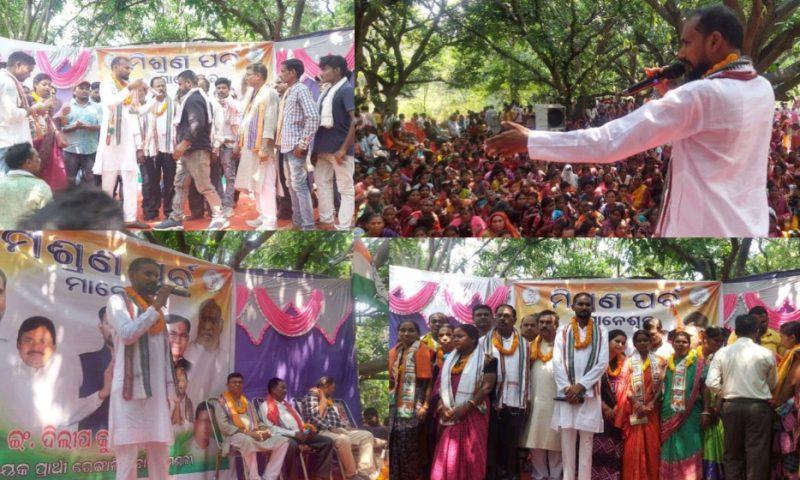 ଭୋଟରଙ୍କ ମନ ଛୁଉଁଛି କଂଗ୍ରେସର ୧୦ ଗ୍ୟାରେଣ୍ଟି କାର୍ଡ:ରେଙ୍ଗାଲିରେ ବିପୁଳ ସମର୍ଥନ