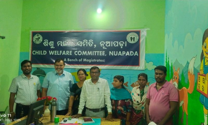 କର୍ଣ୍ଣାଟକରୁ ଉଦ୍ଧାର ନାବାଳିକାକୁ ନୂଆପଡ଼ା ଶିଶୁ ମଙ୍ଗଳ ସମିତିକୁ ହସ୍ତାନ୍ତର