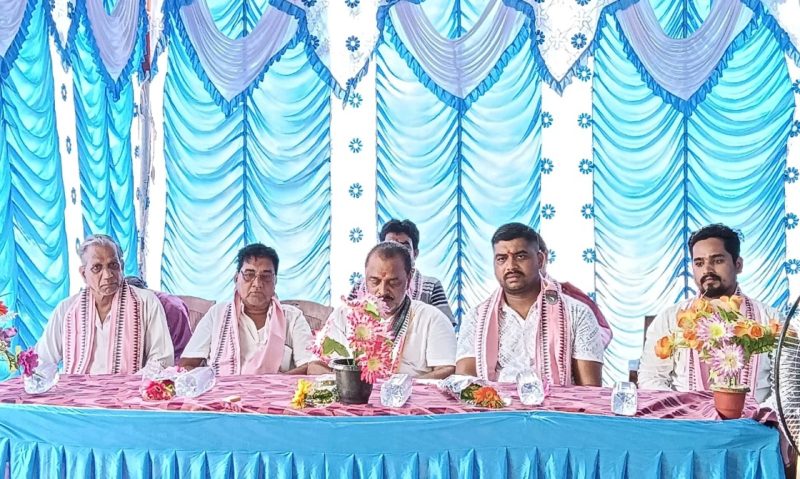 ବିଦ୍ୟାଳୟରେ ପାନୀୟ ଜଳ ପ୍ରକଳ୍ପ ଉଦ୍ଘାଟନ କଲେ ବିଧାୟକ ନୀଳମଣି, ମଧ୍ୟାନ ଭୋଜନ ଖାଦ୍ୟ ନିମ୍ନମାନର ନେଇ ଅସନ୍ତୋଷ,