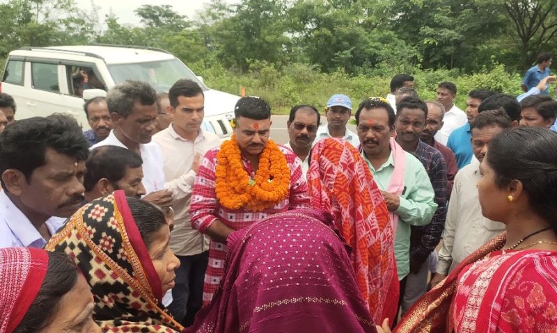 ମୋଟେର ଠାରେ ଜିଲ୍ଲା କୋଶଳା ମାଳି ପଟେଲ ସମାଜ ପକ୍ଷରୁ କାର୍ଯ୍ୟକାରିଣୀ ସଭା ଅନୁଷ୍ଠିତ