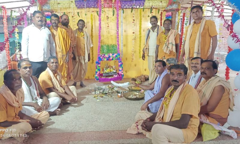 ଡୁମେରଢ଼ୀପା ଓ ଲଛିପାଲି ଗ୍ରାମରେ ଝୁଲଣ ଯାତ୍ରା
