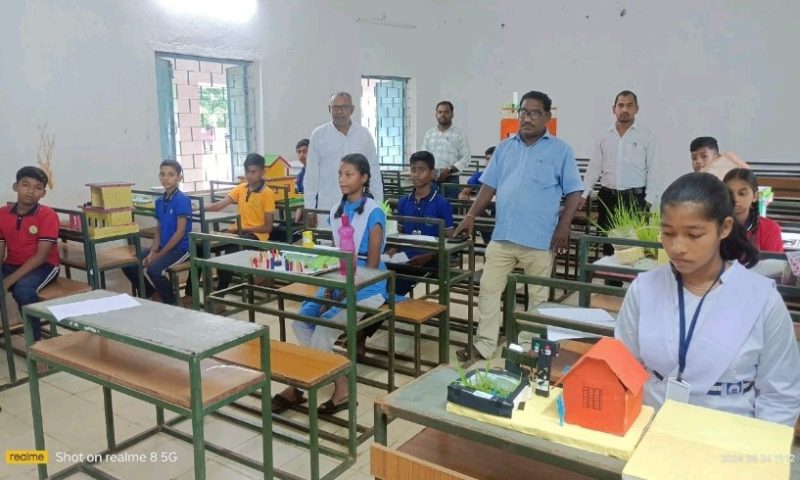 ସୁବଳୟା ବାଳକ ହାଇ ସ୍କୁଲ ରେ ବ୍ଲକ ସ୍ତରୀୟ ପରିବେଶ ଭିତ୍ତିକ ଶିକ୍ଷଣ ପ୍ରଦର୍ଶନୀ