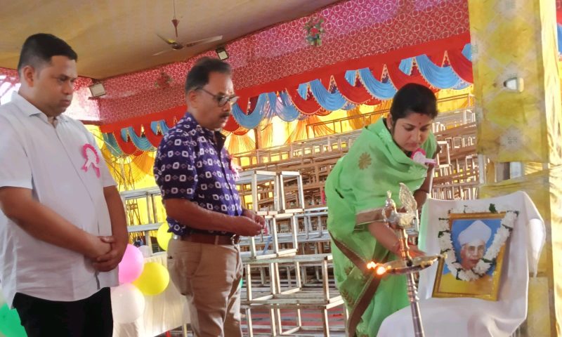 ଅଦିତି ଉଚ୍ଚ ମାଧ୍ୟମିକ ବିଦ୍ୟାଳୟରେ ଗୁରୁଦିବସ ପାଳନ