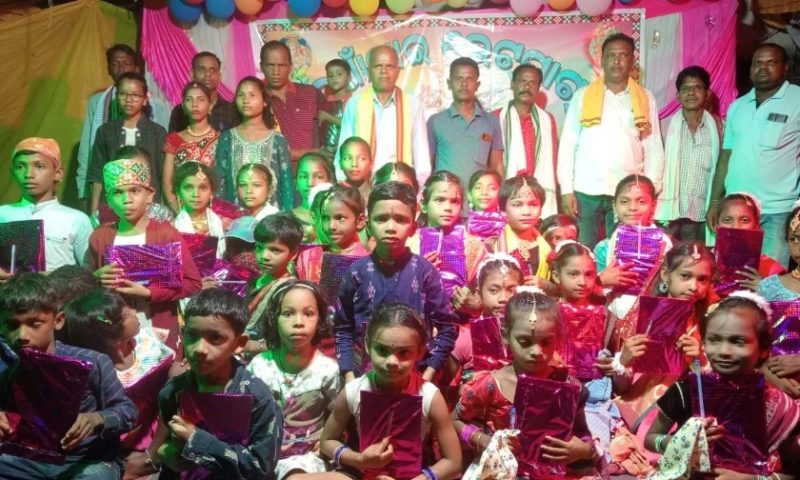 ଦାଦରପାଲି ଗ୍ରାମରେ ନୂଆଁଖାଇ ଭେଟଘାଟ କାର୍ଯ୍ୟକ୍ରମ