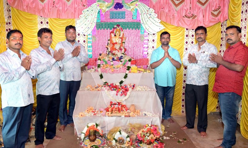 ବିଶ୍ଵବିନ୍ଧାଣୀ ବିଶ୍ଵକର୍ମାଙ୍କ ପୂଜା ପାଳିତ : ଉତ୍ସବମୁଖର ବାଲିଗୁଡା ସହର