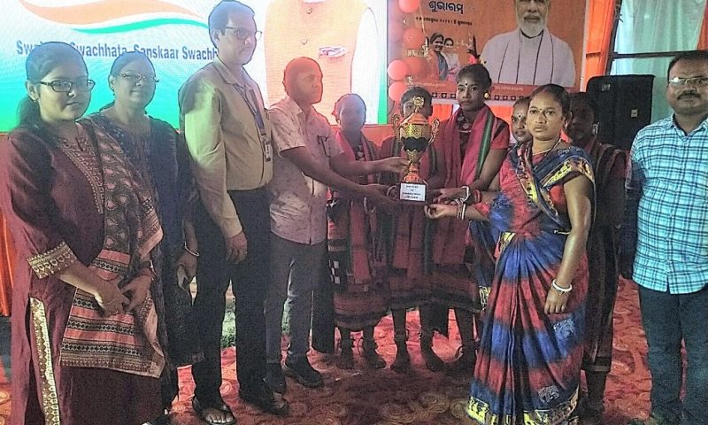 ଜମନକିରା : ସୁଭଦ୍ରା ଯୋଜନା ଏବଂ ପ୍ରଧାନମନ୍ତ୍ରୀ  ଆବାସ ଯୋଜନା ନେଇ ବ୍ଲକ ସ୍ତରୀୟ ବିରାଟ ସମାବେଶ