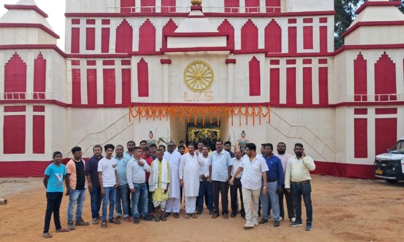 ଜମୁଛି ପୂଜା : ଜମୁଛି ଭକ୍ତ ଓ ଶ୍ରଦ୍ଧାଳୁଙ୍କ ଭିଡ଼ ; ମନ ମୋହୁଛି ରଙ୍ଗାରଙ୍ଗ ସାଂସ୍କୃତିକ କାର୍ଯ୍ୟକ୍ରମ