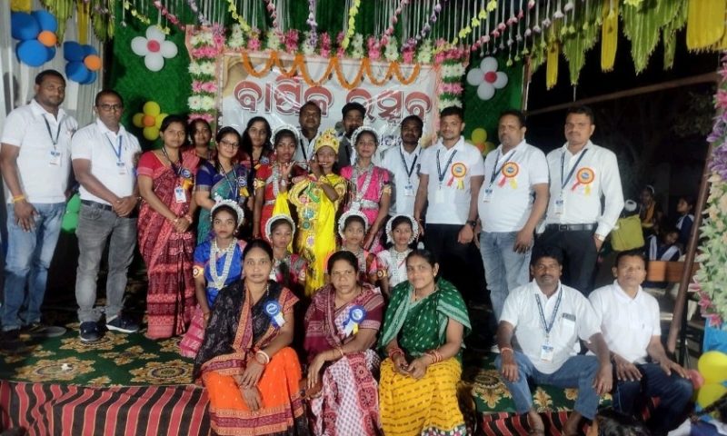 କୁଞ୍ଜାପାଲି ଆଶ୍ରମ ସ୍କୁଲ ରେ ବାର୍ଷିକ ଉତ୍ସବ ପାଳିତ