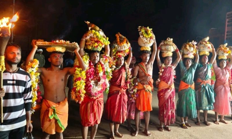 ୯ଦିନ ପରେ ମନ୍ଦିର କୁ ବାହୁଡ଼ିଲେ  ମୁତ୍ୟାଲୁମା…ଶେଷ ଦିନରେ ପ୍ରବଳ ଗହଳି.