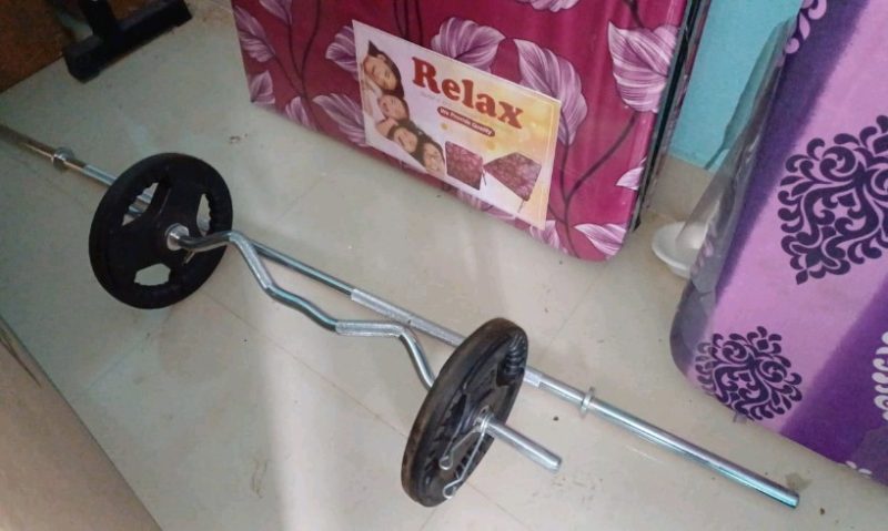 କାମରେ ଲାଗିଲା ନାହିଁ ୧୮ଲକ୍ଷ୍ୟ ଜିନିଷ।