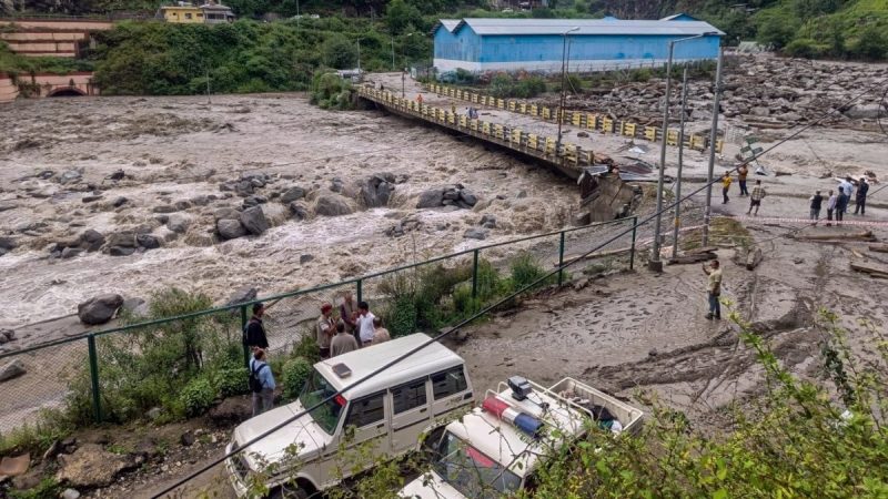 ହିମାଚଳ ପ୍ରଦେଶରେ ବାଦଲଫଟା ବର୍ଷା, ଭାସିଗଲେ ୨୦ ଶ୍ରମିକ